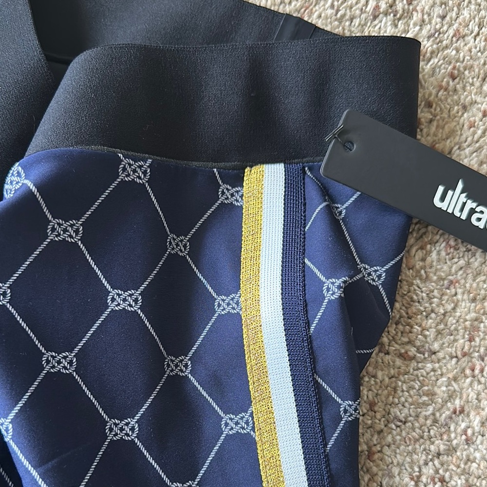 Ultracor Navy Geometric Pattern Leggings - Picture 4 of 6